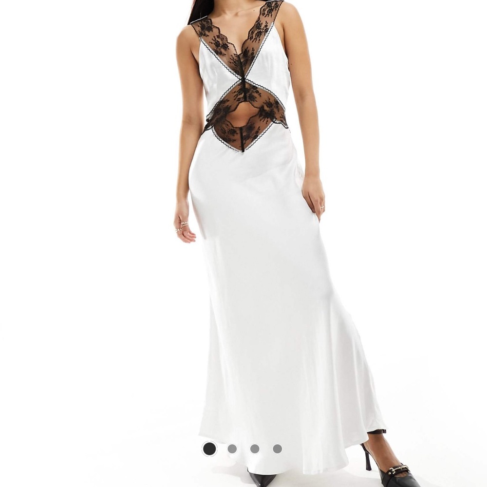 4th and reckless maxi cut out lace dress size 6